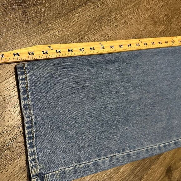Levi's 550 Relaxed Fit Mens 40x34 Blue Jeans Light Wash Denim Great Condition - Picture 8 of 8
